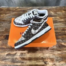 Nike Dunk Shoes